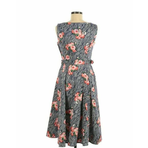 Hearts And Roses Dress Womens Size 6 Floral Print Multicolor A-Line Sleeveless - Picture 2 of 6